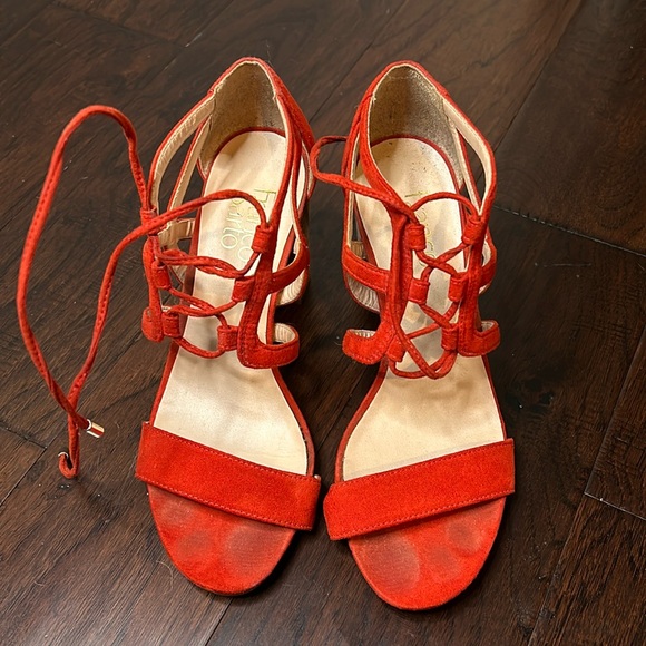 Red Tie-up Block Open Toe Heels - Picture 3 of 8